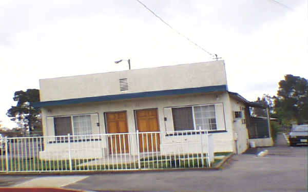 34162 Avenue 'E' in Yucaipa, CA - Building Photo