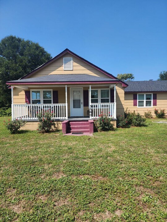 3560 Tart St in Fayetteville, NC - Building Photo