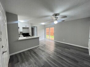 811 Bluebird Dr in Irving, TX - Building Photo - Building Photo