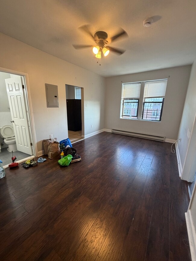 18 Summit St