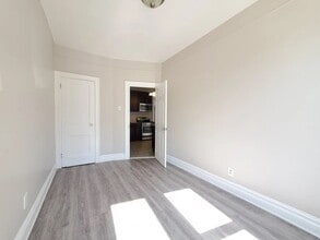 233 Fowler Ave, Unit #1E in Jersey City, NJ - Building Photo - Building Photo