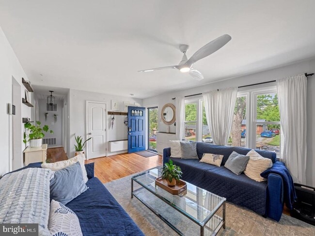 property at 8725 W Fort Foote Terrace