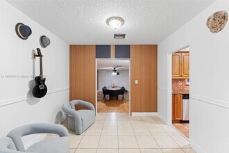 2238 SW 24th Ter in Miami, FL - Building Photo - Building Photo