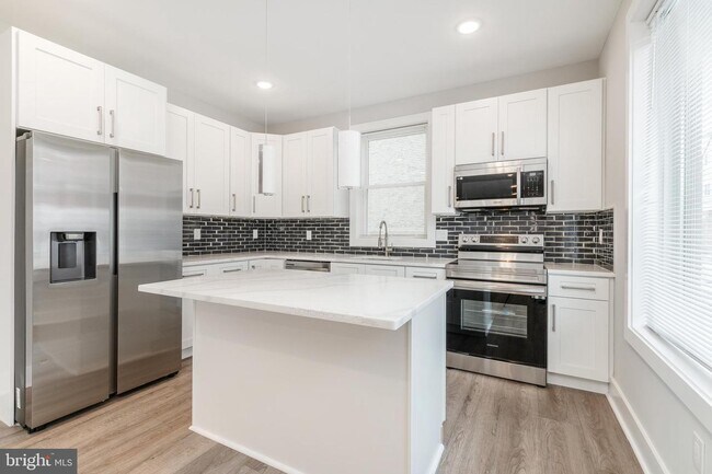 2000 E Huntingdon St photo'