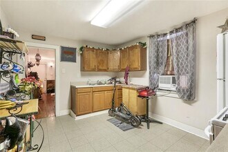 522 Aurora Ave in Metairie, LA - Building Photo - Building Photo