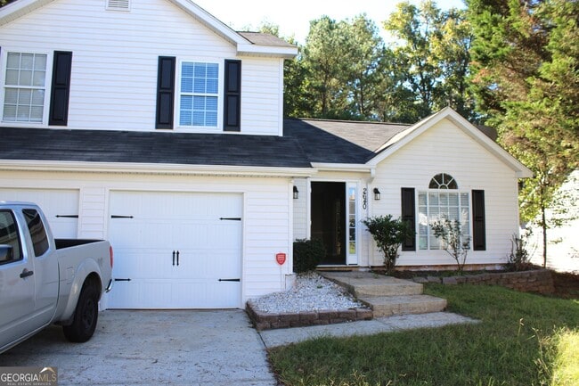 property at 2640 Field Spring Dr