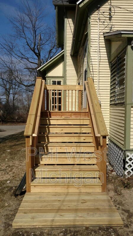 448 Thomas St SE in Grand Rapids, MI - Building Photo - Building Photo