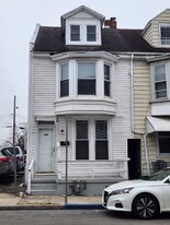 958 E Princess St in York, PA - Building Photo