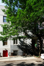 308 W 19th St in New York, NY - Building Photo - Building Photo