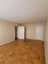 925 Fell St, Unit 2 in San Francisco, CA - Building Photo - Building Photo