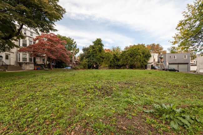 1207 Arrott St in Philadelphia, PA - Foto de edificio - Building Photo