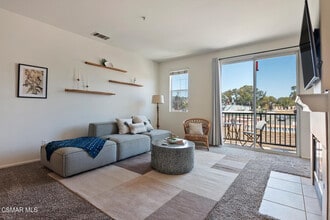 2438 Kipana Ave in Ventura, CA - Building Photo - Building Photo