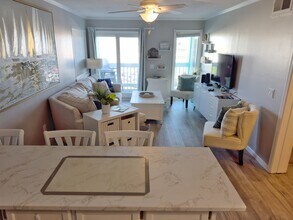 301 Commerce Way in Atlantic Beach, NC - Building Photo - Building Photo
