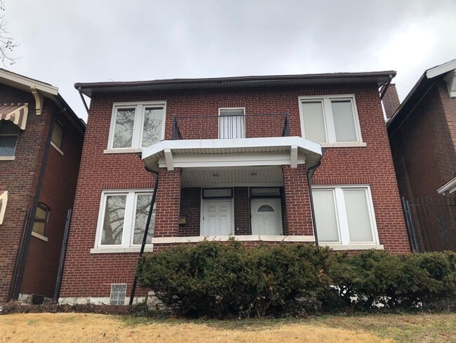 property at 4122-4124-4124 S Grand Blvd
