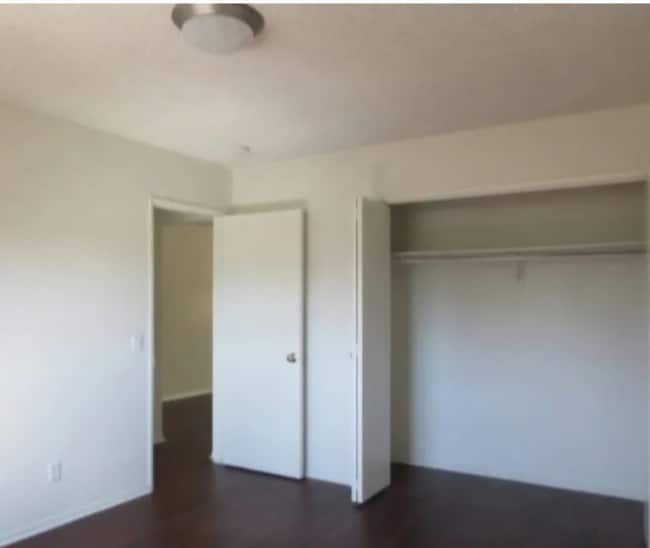 447 W Elk Ave, Unit 447 w elk glendale in Glendale, CA - Foto de edificio - Building Photo