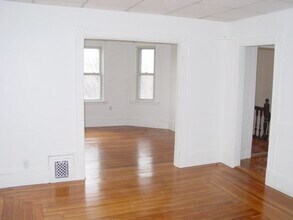 88 State Rd in Revere, MA - Foto de edificio - Building Photo