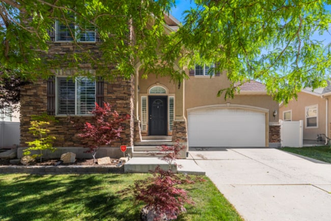 4127 W Red Orch Wy in West Jordan, UT - Foto de edificio - Building Photo