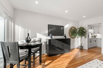 231 Coolidge Ave in Watertown, MA - Building Photo - Building Photo