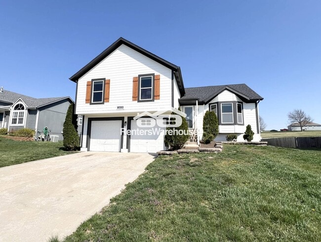 property at 14419 Bristol Ave