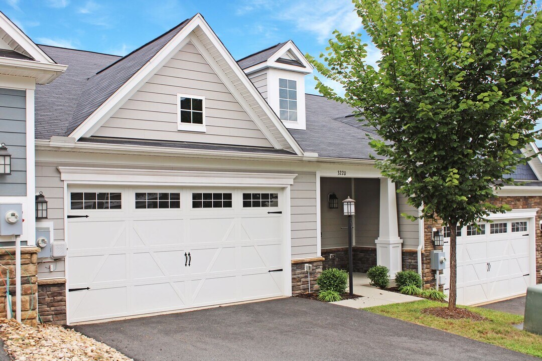 3220 Bergen St in Charlottesville, VA - Building Photo