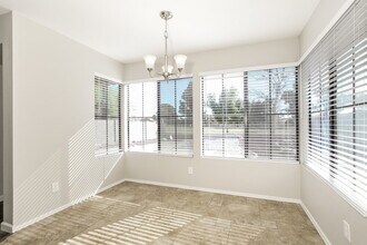 7519 W Sequoia Dr in Glendale, AZ - Building Photo - Building Photo