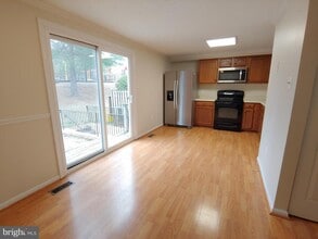 1247 Seminole Dr in Arnold, MD - Building Photo - Building Photo