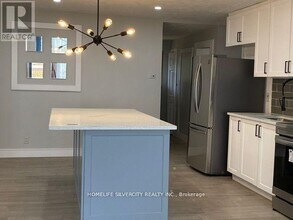 35 Lakeside Ave in Meaford, ON - Building Photo - Building Photo