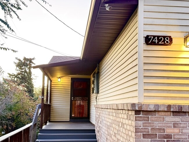 7428 S 700 E in Midvale, UT - Building Photo - Building Photo