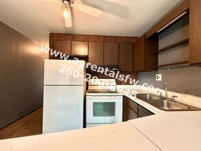 119 N Lee St in Garrett, IN - Building Photo - Building Photo