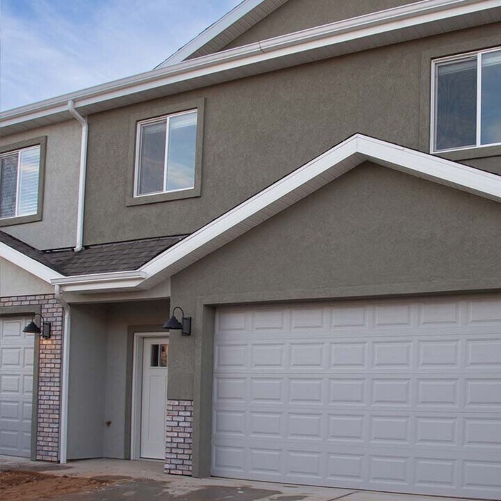 1681 N 3200 W in Cedar City, UT - Building Photo