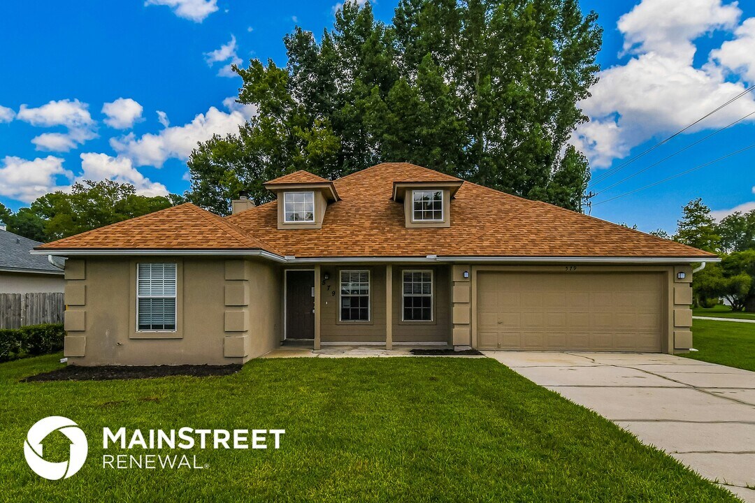 579 Charles Pinckney St in Orange Park, FL - Building Photo