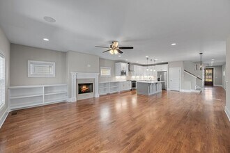 835B Gale Ln in Nashville, TN - Building Photo - Building Photo