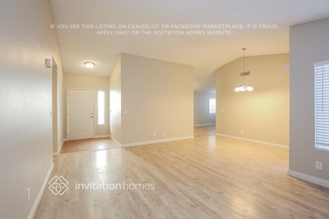 4041 Hazelridge Dr in Las Vegas, NV - Building Photo - Building Photo