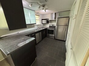 532 E Pensacola St in Tallahassee, FL - Building Photo - Building Photo