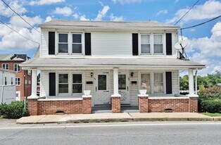 51-53-53 E Forrest Ave in Shrewsbury, PA - Building Photo