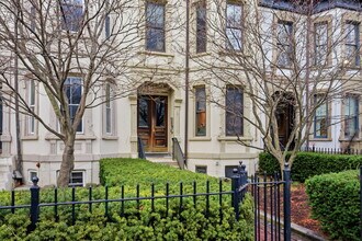 1609 Tremont St, Unit 3 in Boston, MA - Foto de edificio - Building Photo