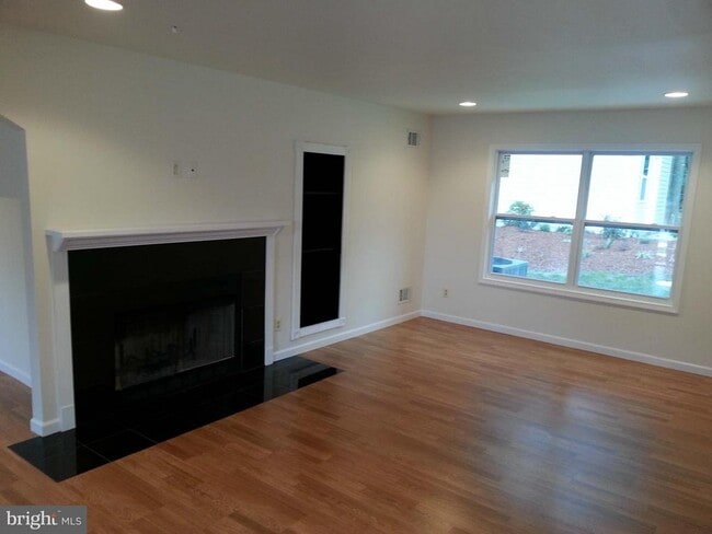 326 Garner Ave in Waldorf, MD - Building Photo - Building Photo