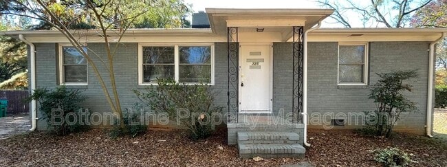 property at 725 Tom Sadler Rd