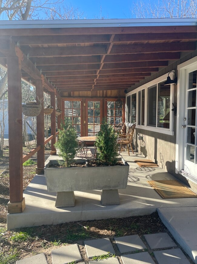 1430 Sunshine Trl in Julian, CA - Building Photo - Building Photo