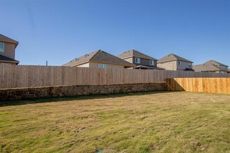 3401 Sonoma Trail in Ennis, TX - Building Photo - Building Photo