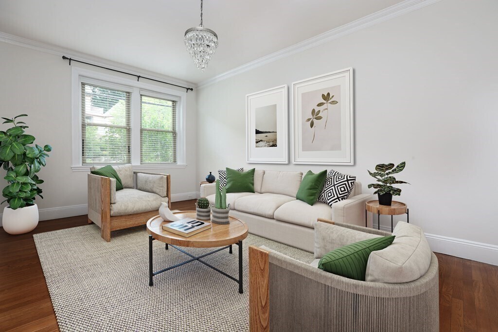123 Winthrop Rd in Brookline, MA - Building Photo