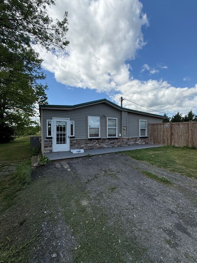 property at 4069 Bullitt Rd