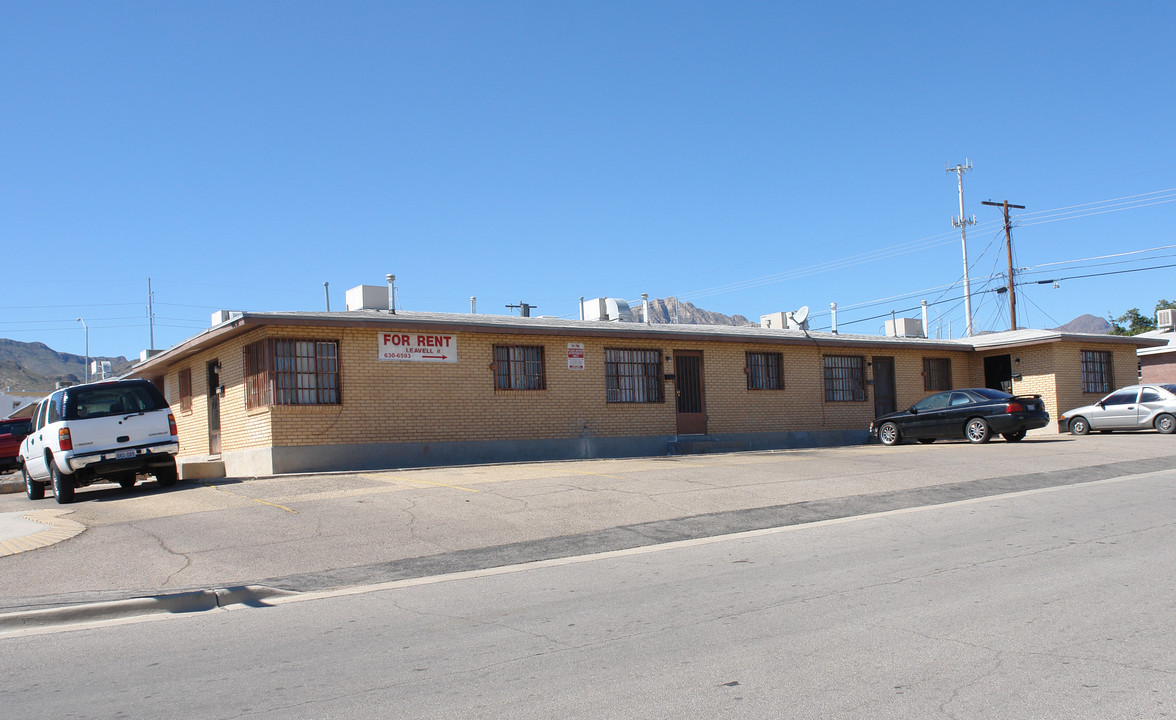 4031 Leavell Ave in El Paso, TX - Building Photo