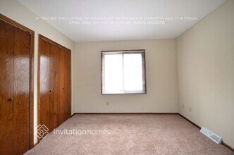 9613 Tyler St NE in Blaine, MN - Building Photo - Building Photo
