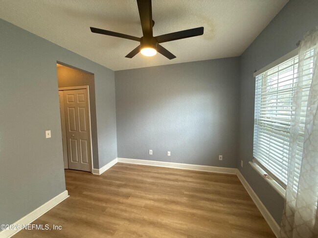 1819 Lago Del Sur Drive in Middleburg, FL - Building Photo - Building Photo