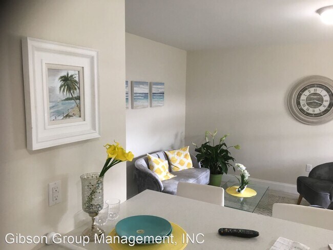 1605 E Broward Blvd in Fort Lauderdale, FL - Building Photo - Building Photo