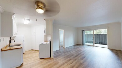 1827 Lincoln Ave in San Rafael, CA - Building Photo - Building Photo