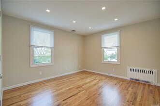 69 Princeton St in Williston Park, NY - Building Photo - Building Photo
