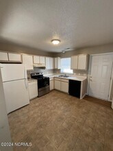 125 Mesa Ln in Jacksonville, NC - Building Photo - Building Photo