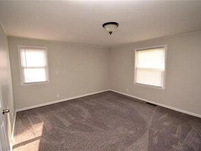 406 Tarrington Rd in Irondequoit, NY - Building Photo - Building Photo